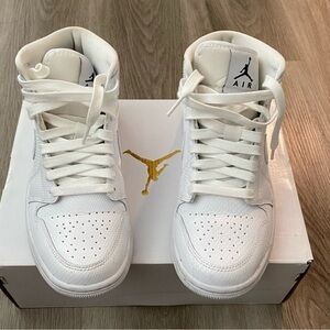 Women's Nike Air Jordan 1 Mid